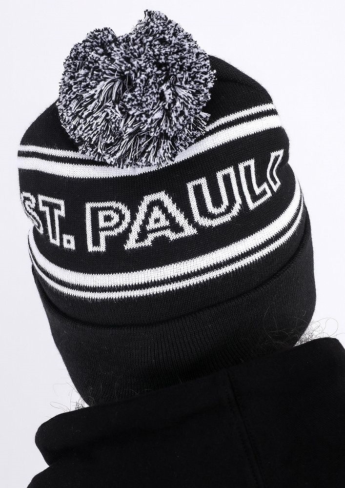 FC St. Pauli - Totenkopf, Bommelm�tze